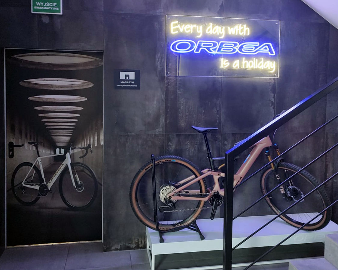 nowa siedziba polsport showroom rowery orbea 10