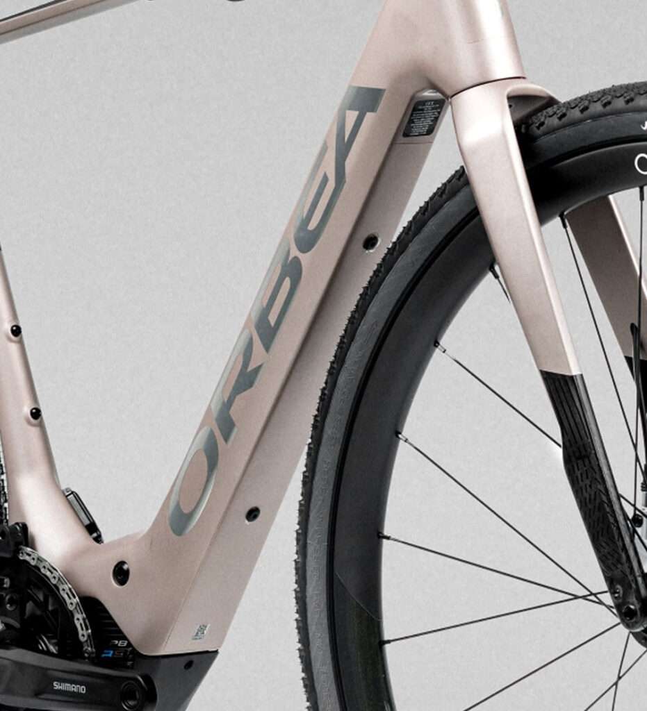 denna ficha tech3 1008x1109