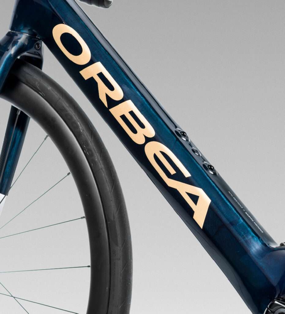 battery gain25 tech3 1000x1100.jpg