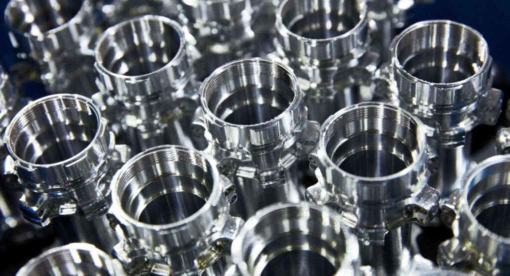 03 hub q10 aerospace 1922x1040.jpg