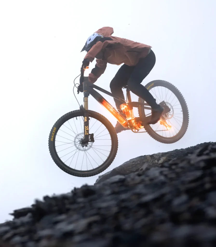 p9 02 rallonrs splitbanner 1400x1600