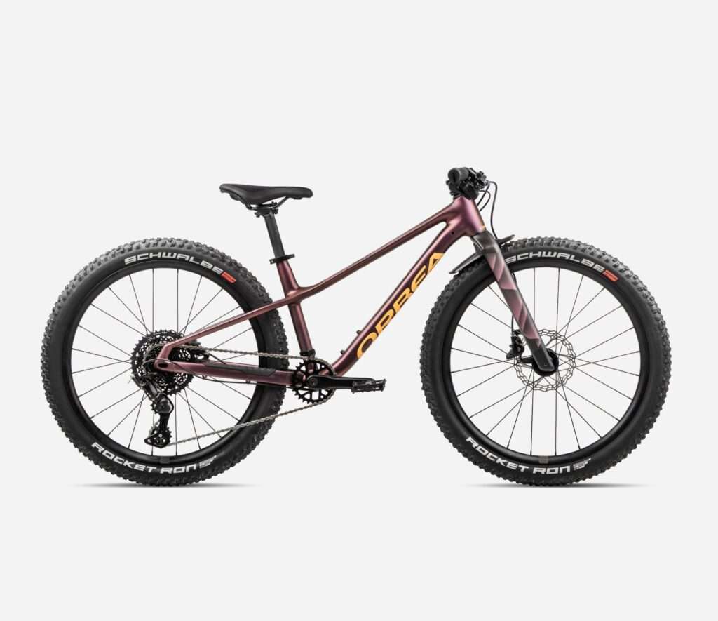 U008TTCC J4 SIDE KIMU 24 H10 over
