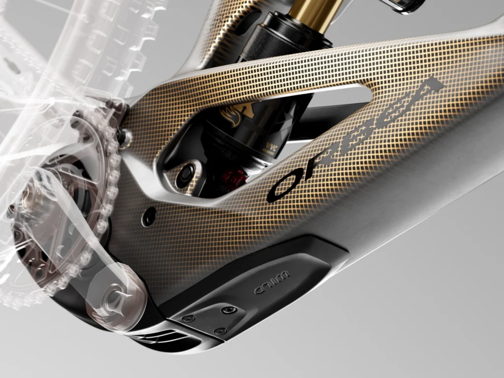 4UTQ p1 05 wildmy27 splitbanner 1600x1200